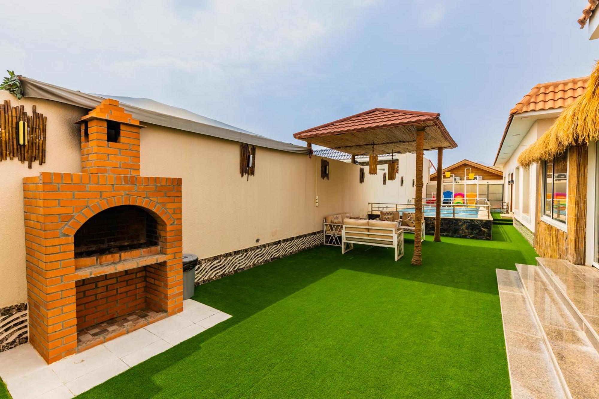 شاليهات الكوخ السويسري وأكوابارك Villa Ash Shishah Exterior photo